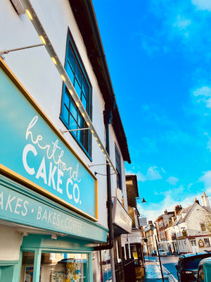 Hertford Cake Co, Cake shop Hertford, birthday cakes in hertford, cupcakes in hertford, cake shop Hertfordshire