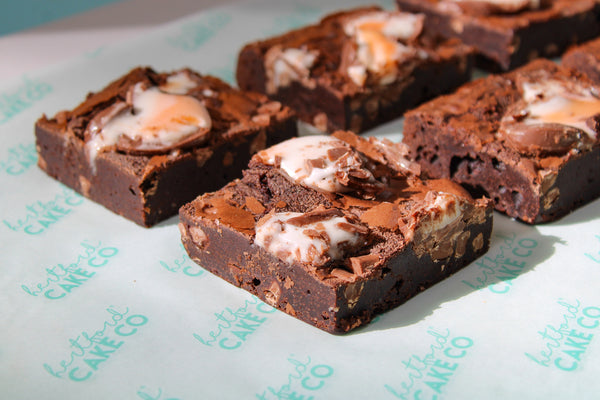 Stuffed Creme Egg Easter Brownies