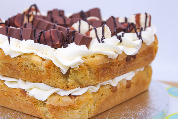 blondie stack, blondie stack hertford, Hertford Cake Co, cakes Hertfordshire 