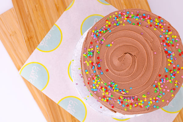 CHOOSE YOUR COLOUR BIRTHDAY CAKE