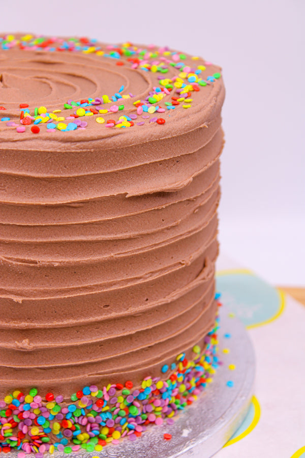 CHOOSE YOUR COLOUR BIRTHDAY CAKE